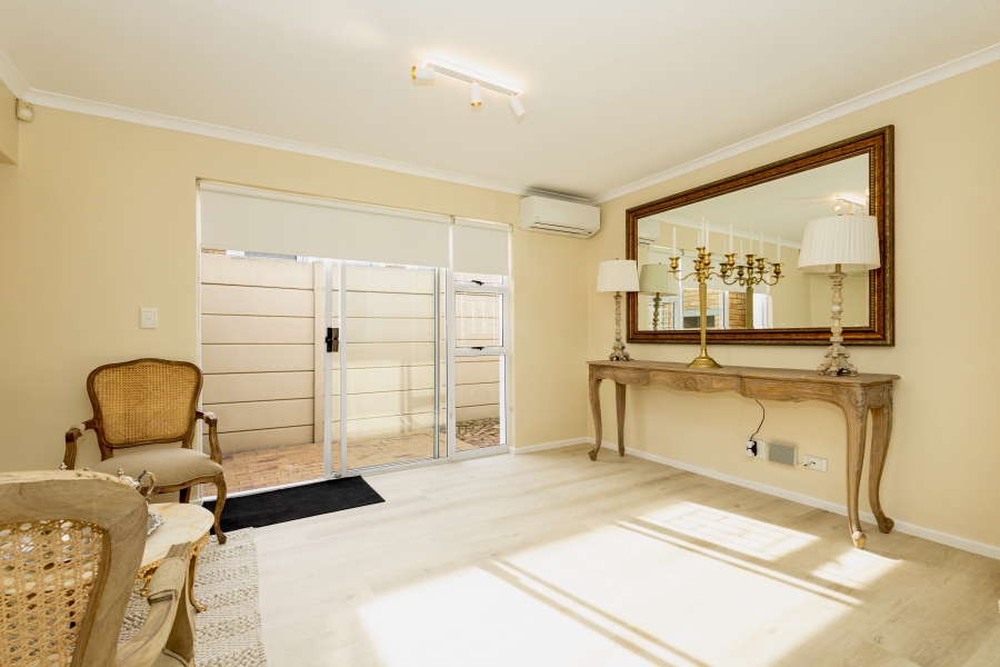 2 Bedroom Property for Sale in Sonstraal Heights Western Cape